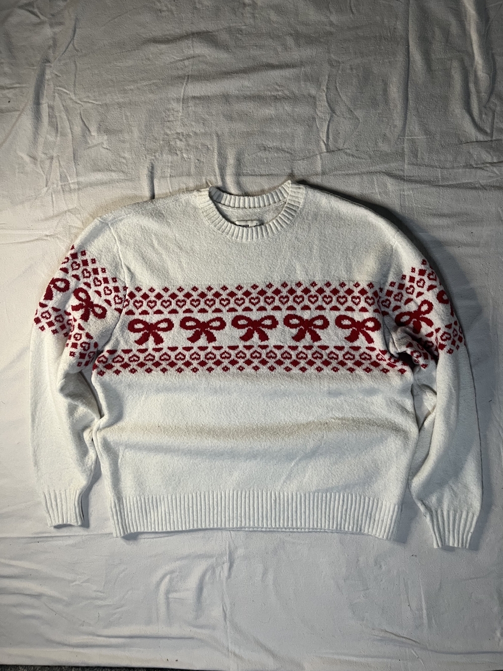 Hollister Red and White Womens Christmas Crewneck sweater with Red Bow Pattern